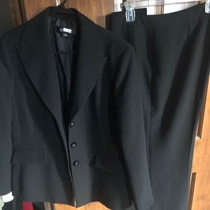Ladies suit